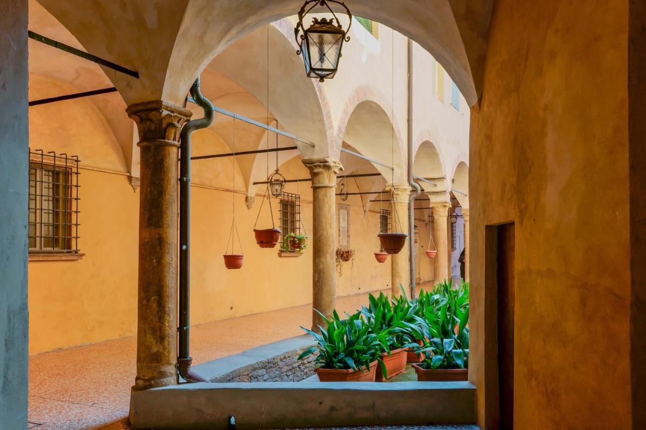 Suite Aldrovandi, With Private Garden Bolonya Dış mekan fotoğraf